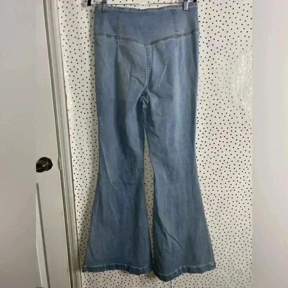 We the Free Wide leg Jeans - Picture 7 of 9